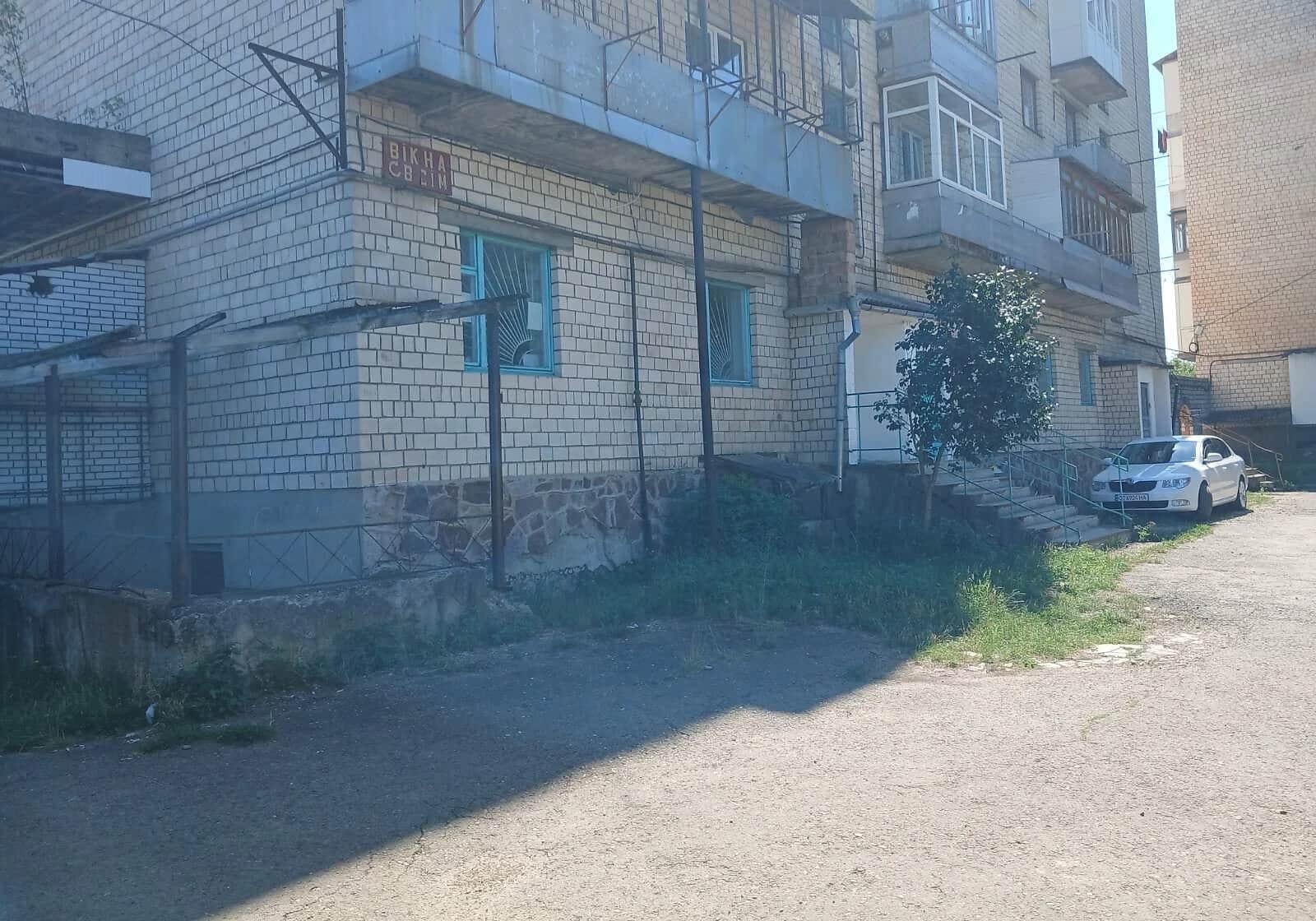 Комерційне приміщення, Берегомет (Вижниця): у житловому будинку, 1-й поверх - фото 2