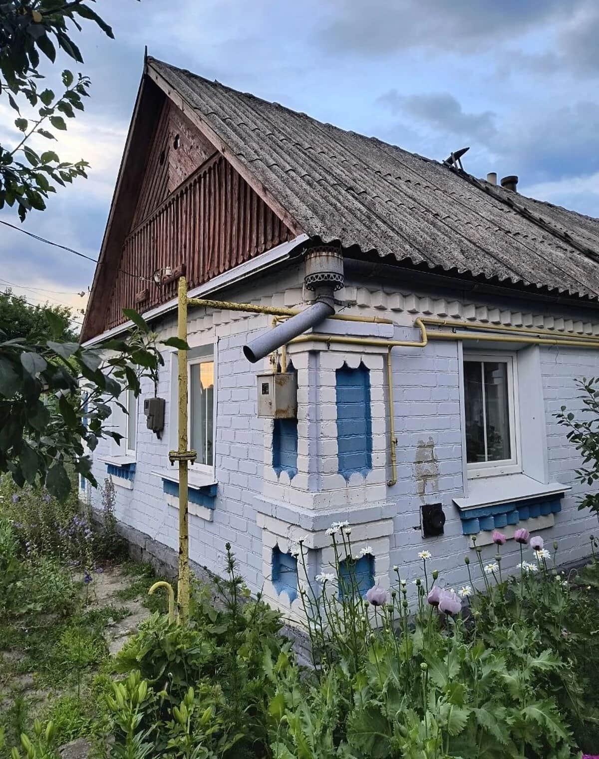 Будинок, Кодня: 16 соток, газове та пічне опалення, криниця - фото 2