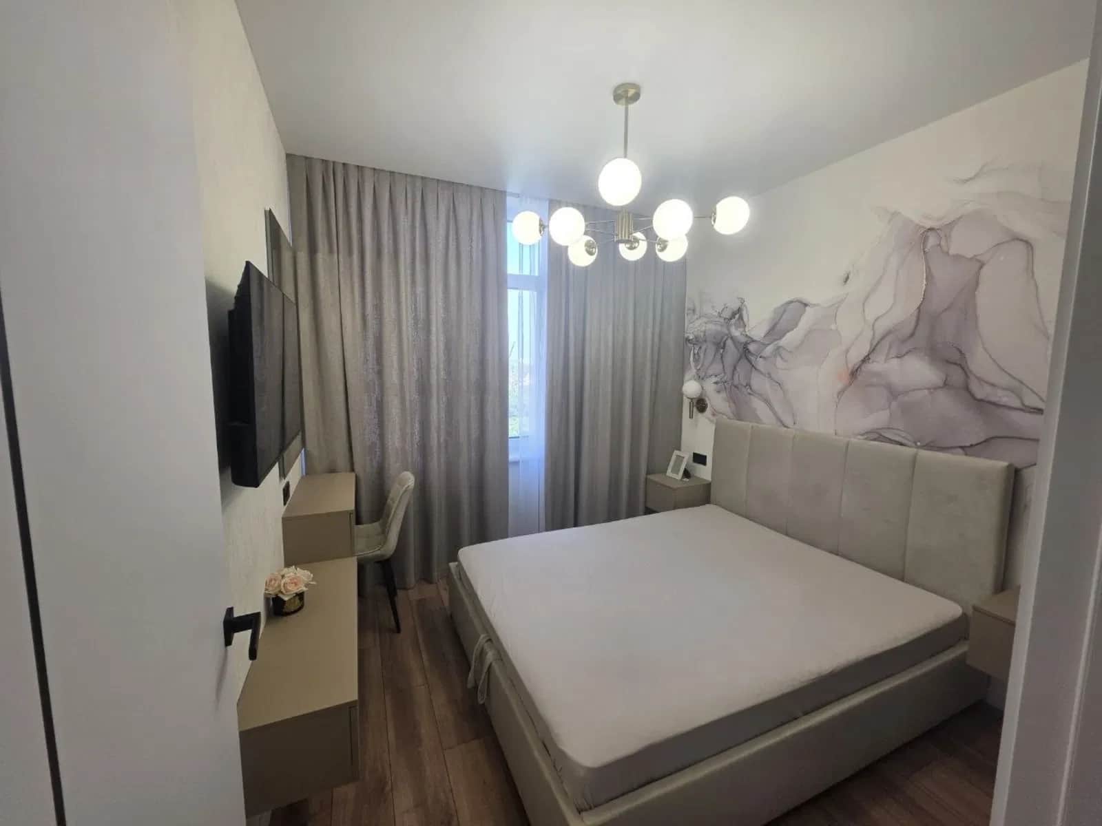 Євродвушка у ЖК Kadorr City: інвертор 4 кВт, генератор, паркінг - фото 1