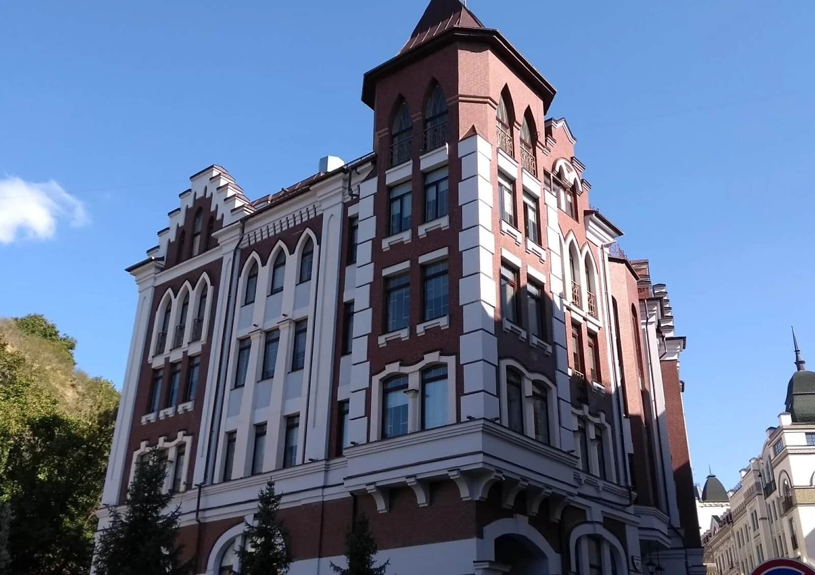 Офіс, Поділ: відкрите планування, укриття в будинку, резервне живлення - фото 1