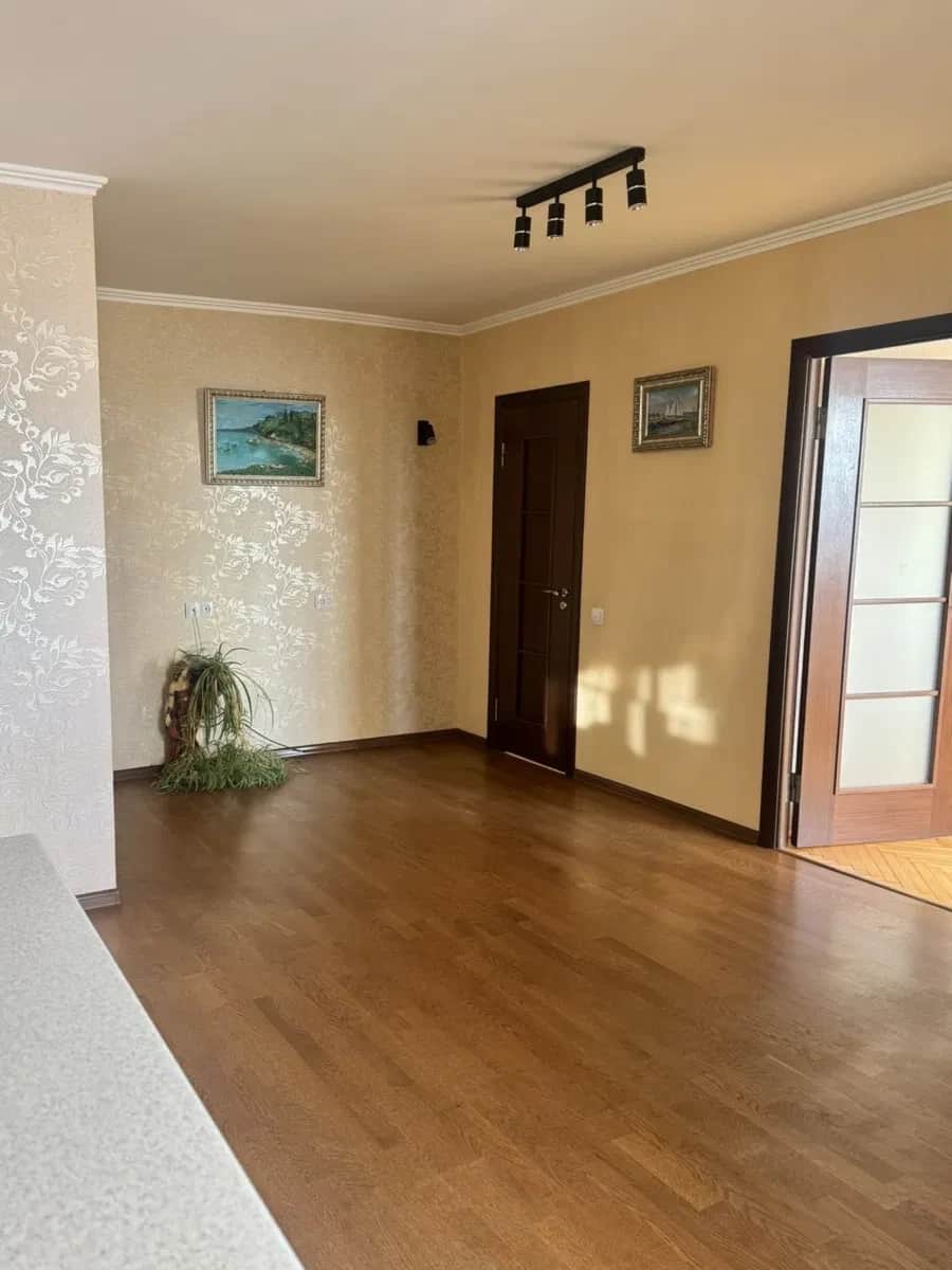 2-кімнатна квартира, Шептицький: якісний ремонт, 2 санвузли - фото 2