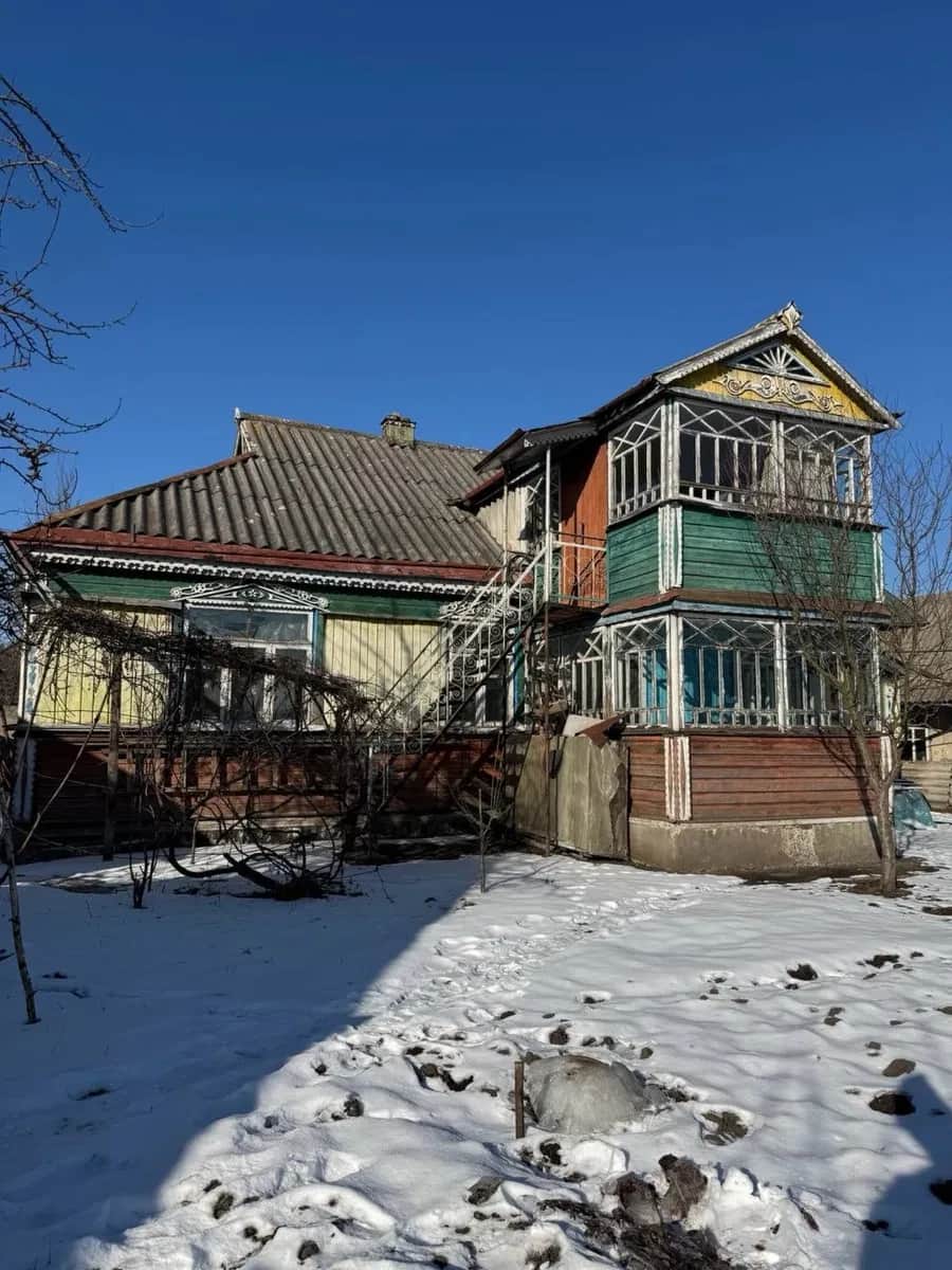 Будинок, Звягель: всі комунікації, 4 сотки, тиха вулиця - фото 1