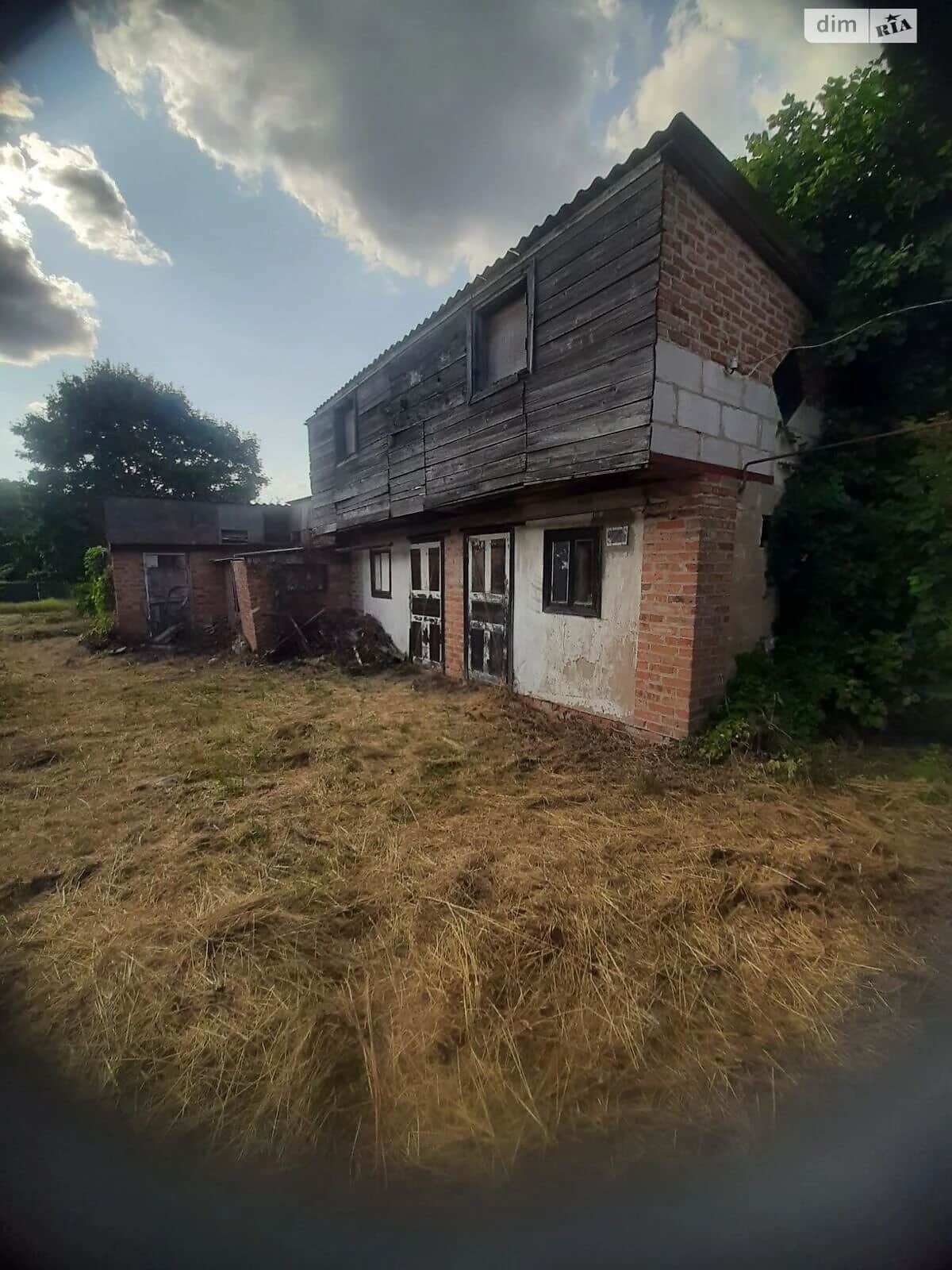 Будинок, Пирогівці (Прилуки): пічне опалення, цегляні стіни - фото 2