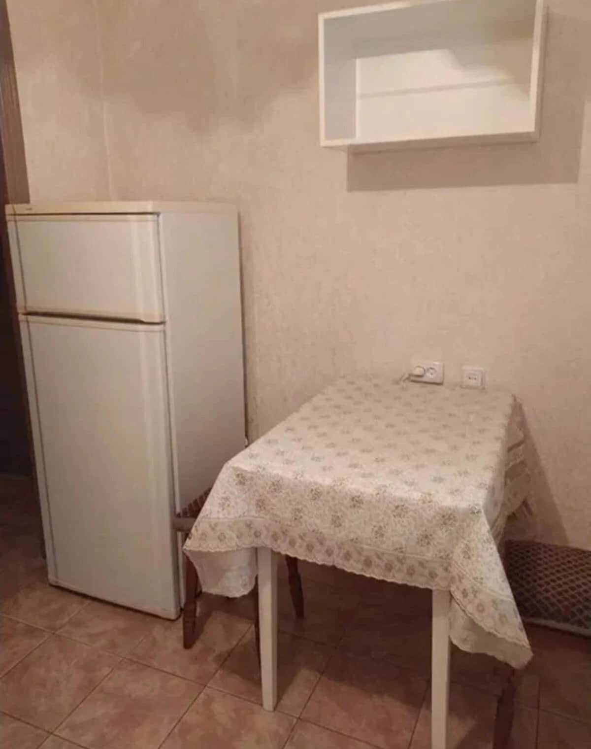 1-кімнатна квартира, Мінський масив: косметичний ремонт, балкон - фото 2