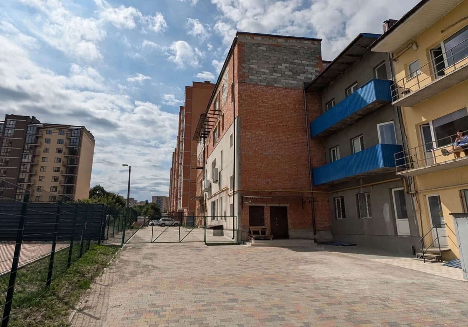 Приміщення, Центр: вода без світла, відкрита стоянка - фото 2