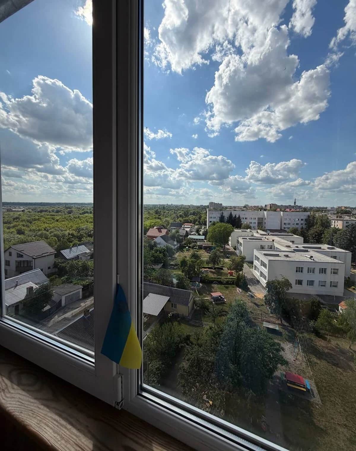 4-кімнатна квартира, Центр: єВідновлення, інтернет без світла - фото 1