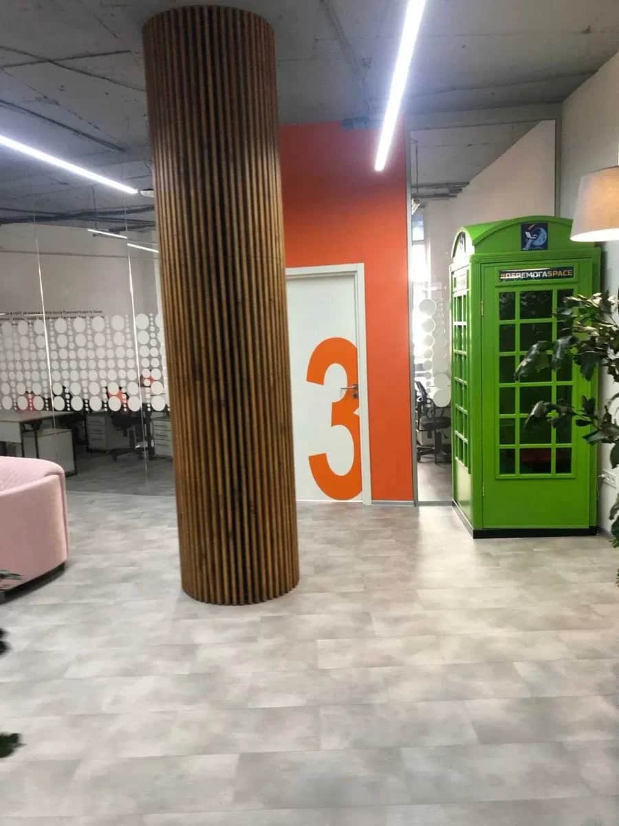 Офіс, Печерський: 100 м до метро Печерська, доступ 24/7 - фото 1