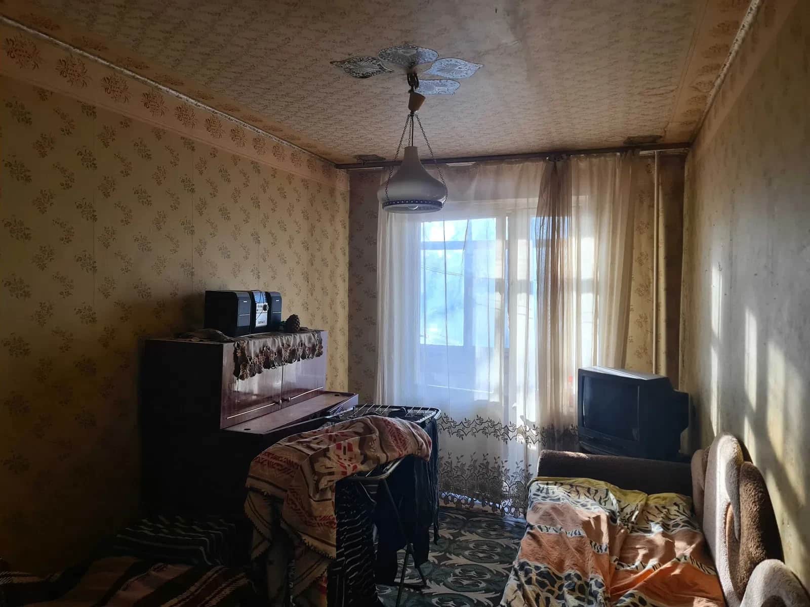2-кімнатна квартира, Святошинський: під ремонт, лоджія, двостороння - фото 2