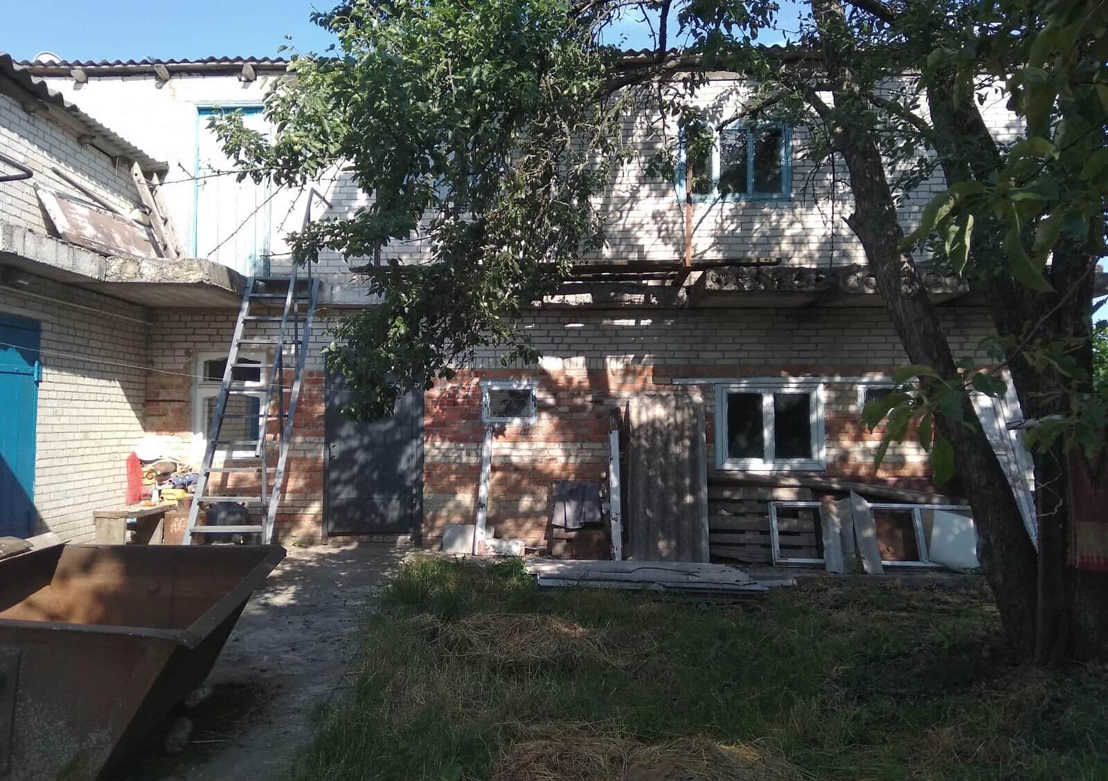 Будинок, Перехрестівка: цегляні стіни, шиферний дах - фото 2