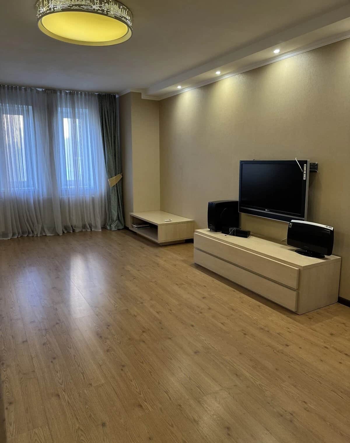 3-кімнатна квартира, Таїрова: євроремонт, 2 санвузли - фото 2