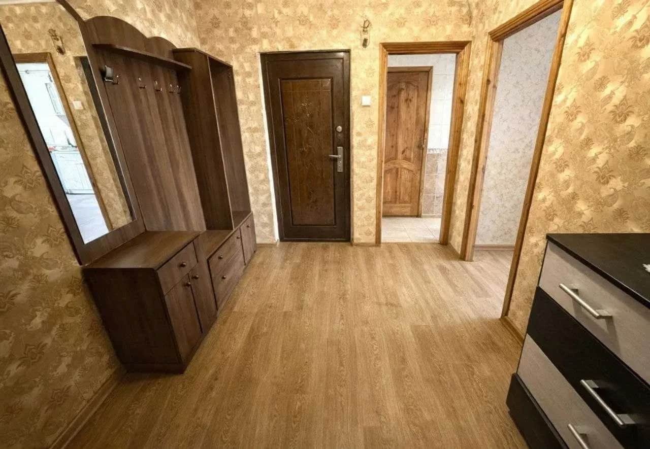 3-кімнатна квартира, Вишенька: АГВ, не кутова, 3 окремі кімнати - фото 1