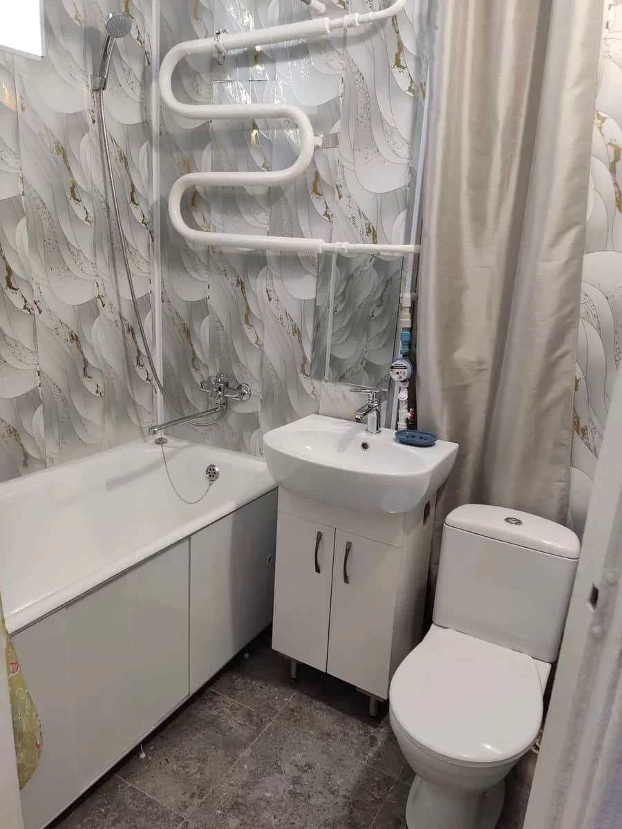 2-кімнатна квартира, Бровари: газова колонка, меблі та техніка - фото 2