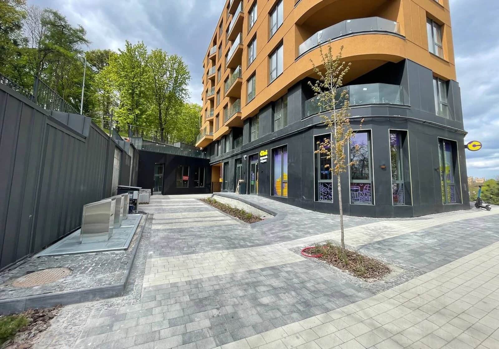 3-кімнатна квартира, Клепарів: новобудова, укриття в будинку - фото 1