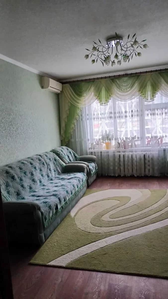 3-кімнатна квартира, Краматорськ: 4 спальних місця, тривала оренда - фото 1