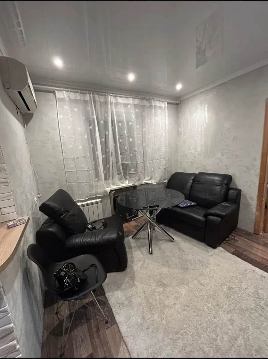 Будинок, Нікополь: басейн, гараж на 2 авто, тераса з каміном - фото 1