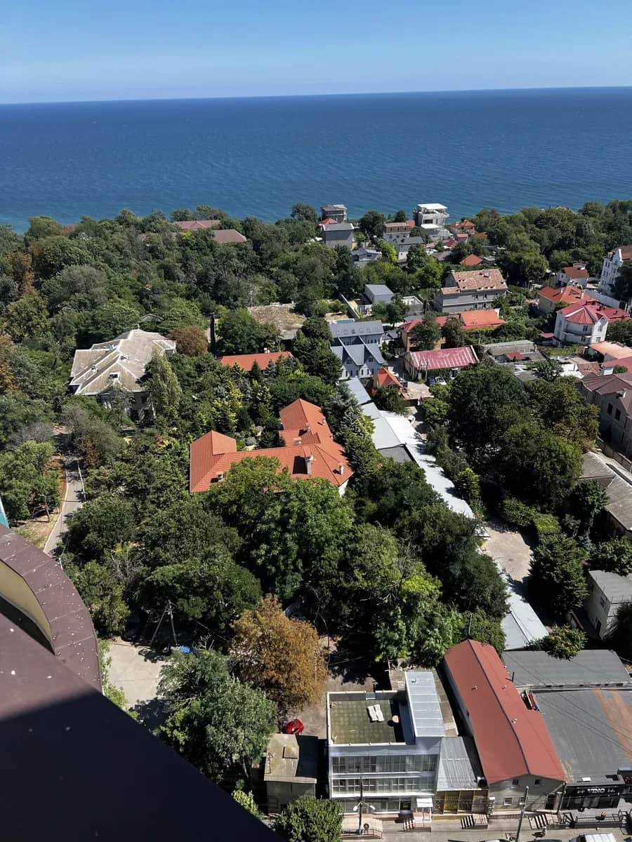 Пентхаус у ЖК Аквамарин: тераса на даху, генератор для ліфта - фото 2