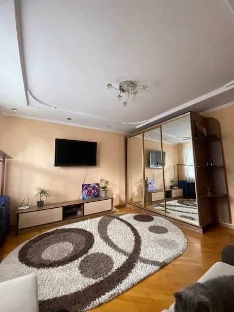 1-кімнатна квартира, Чернівці: ділянка, сарай і підвал - фото 2