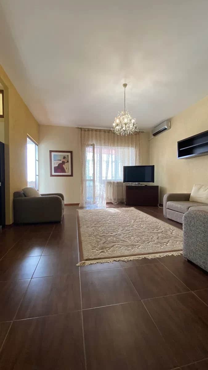 2-кімнатна квартира у ЖК Botanic Towers: тераса, світло завжди - фото 1