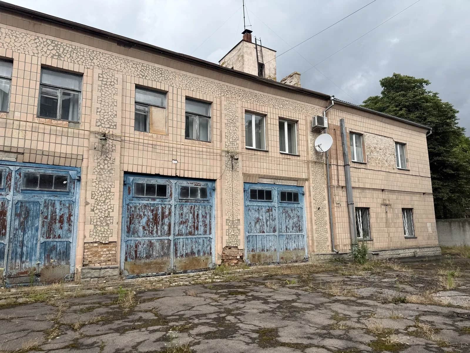 Склад, Рівне: цілодобова охорона, заїзд для великовантажного транспорту - фото 2