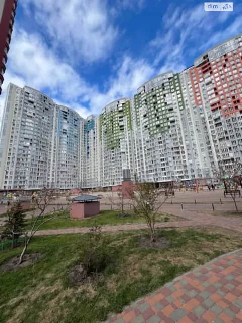 1-кімнатна квартира, Микільська Слобідка: кухня-студія, панорамні вікна - фото 1