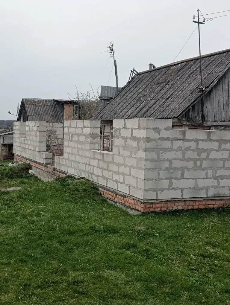 Будинок, Котів: до Луцька 30 км, ліс 400-500 м, світло на ділянці - фото 1