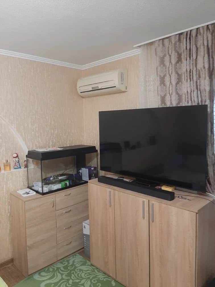 1-кімнатна квартира, Вільнянськ: під бізнес, євроремонт - фото 1