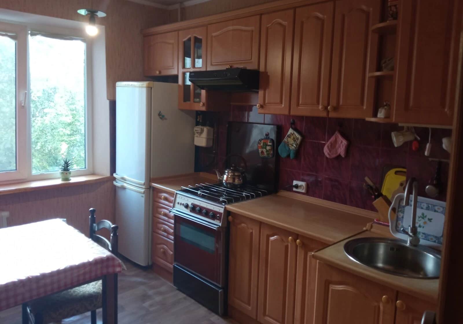 3-кімнатна квартира, Виставка: косметичний ремонт, бойлер - фото 1