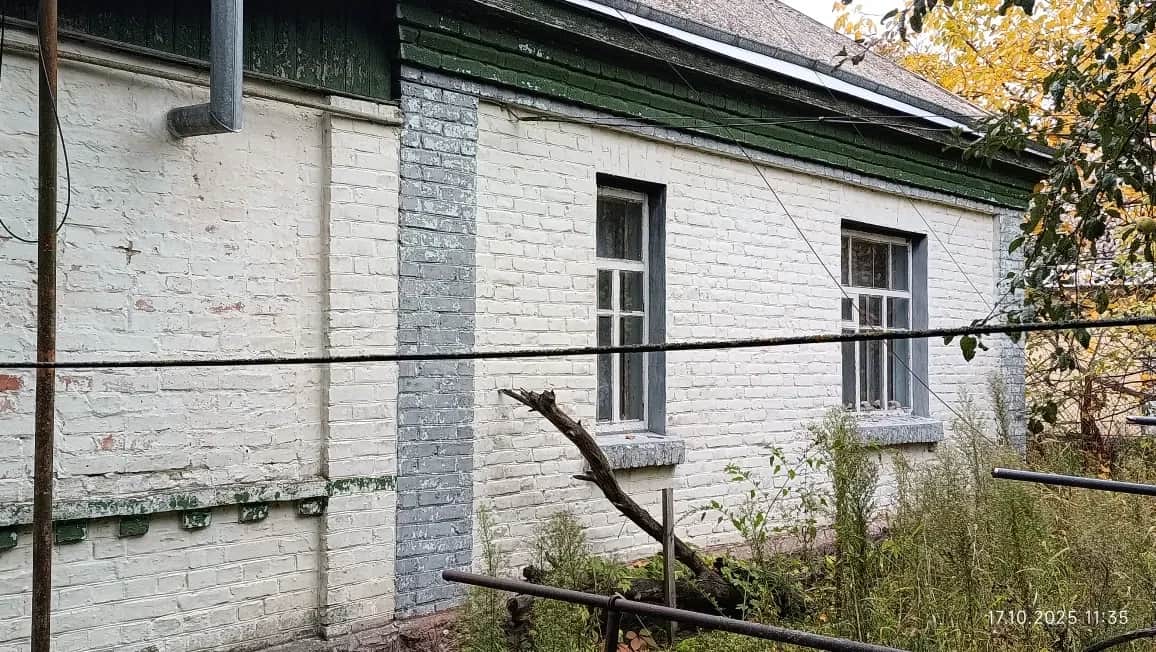 Пів будинку, Яготин: 5 соток, під чистову обробку - фото 1