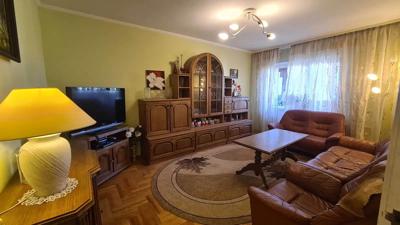3-кімнатна квартира, Оболонський: метро Мінська 5 хв, вікна у двір - фото 1