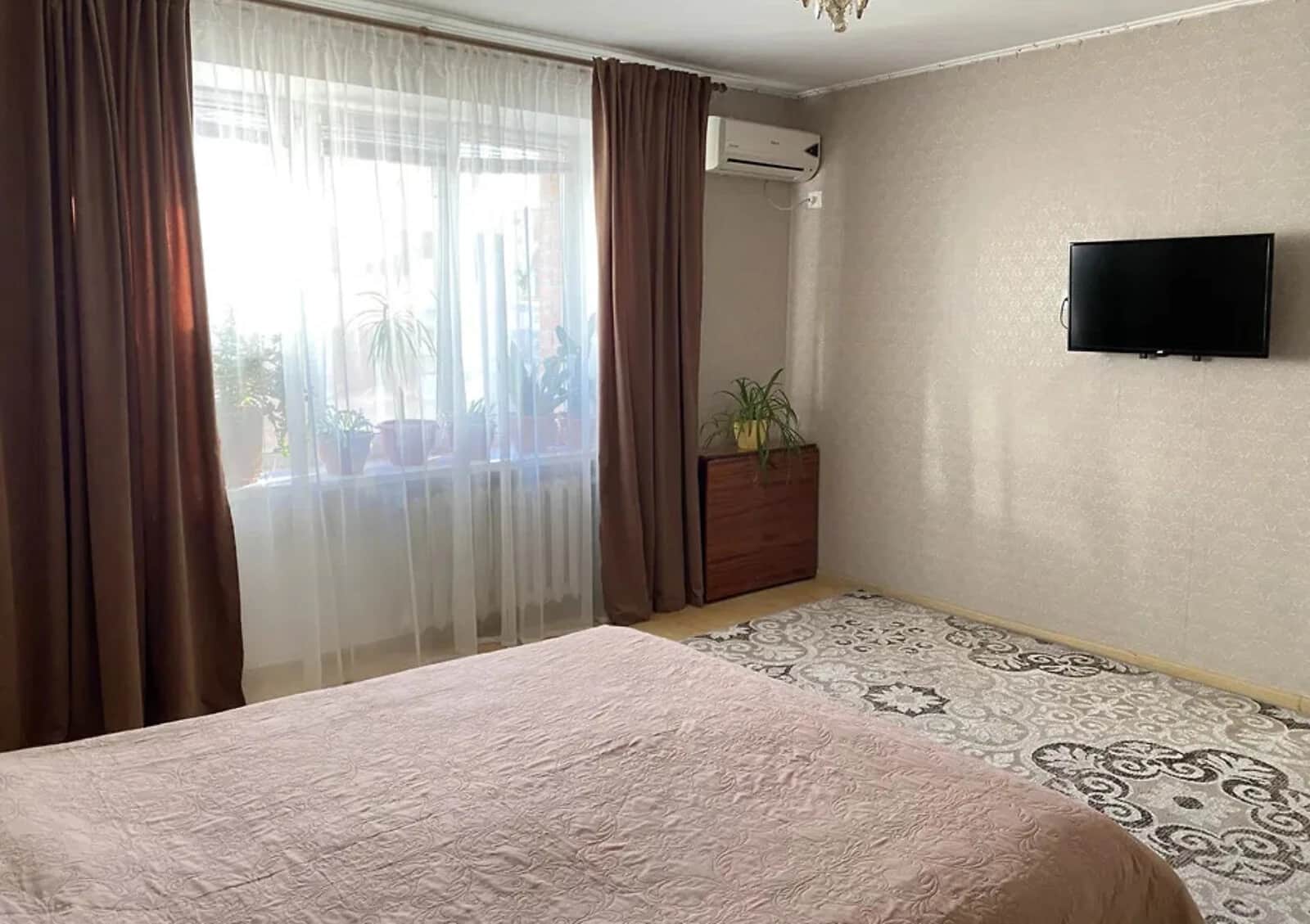 2-кімнатна квартира, Правий Поділ: євроремонт, внутрішній двір - фото 2