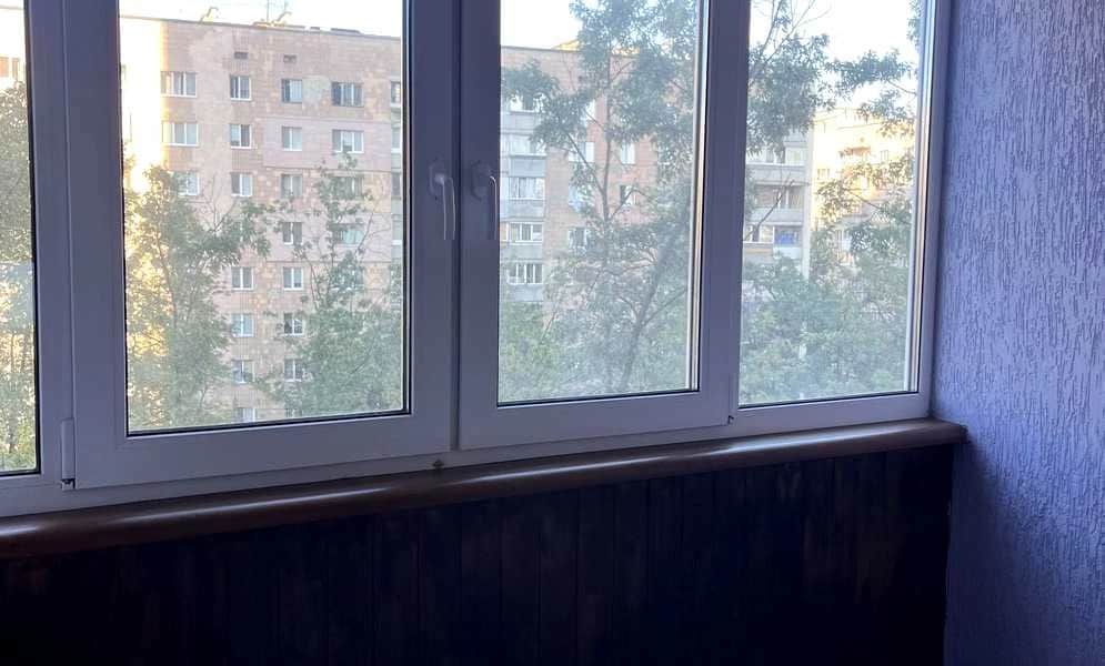 1-кімнатна квартира, Дарницький: без ремонту, панельні стіни - фото 1