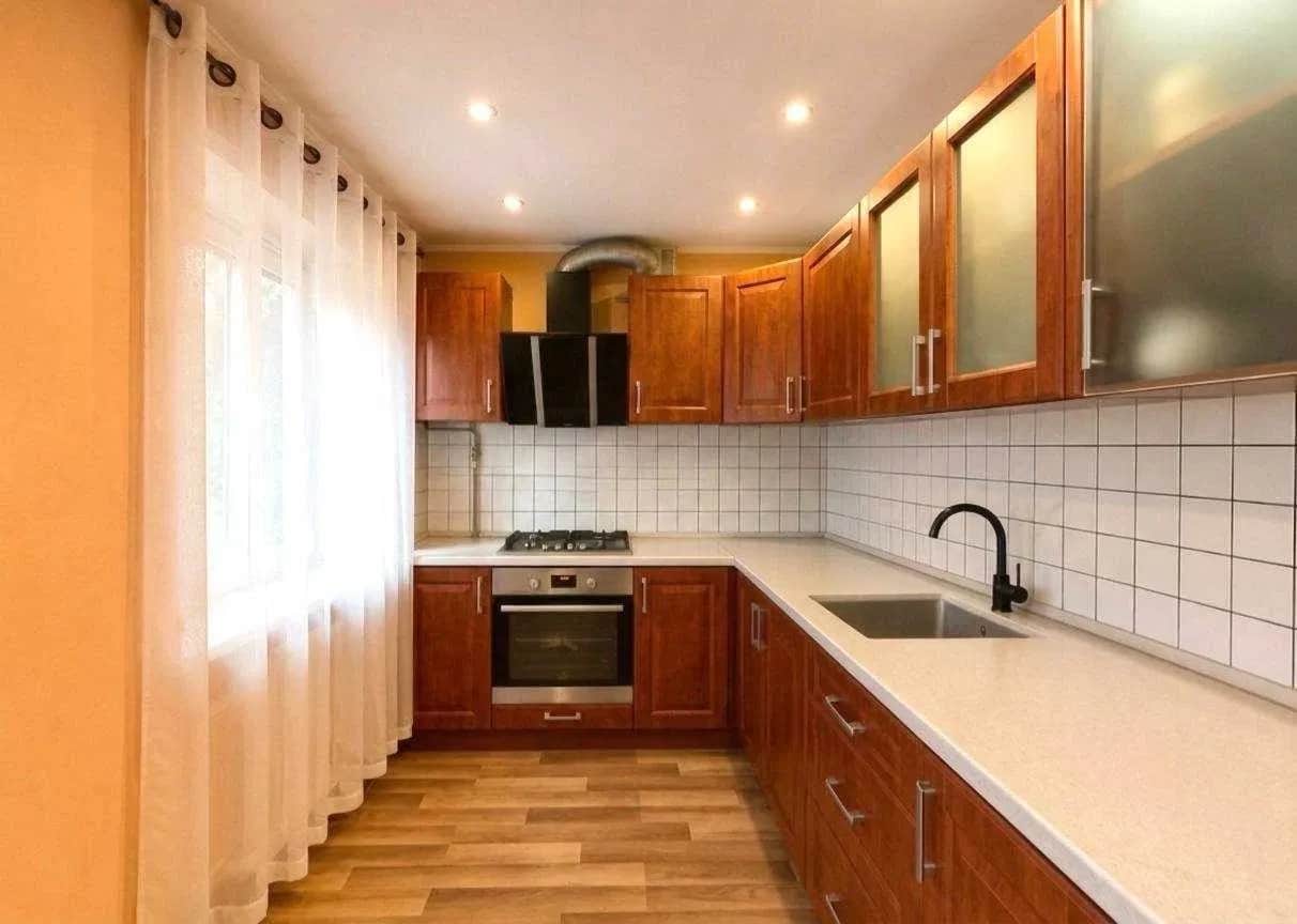 3-кімнатна квартира, Залізничний: євроремонт, кухня-вітальня - фото 1