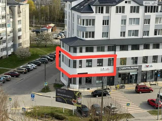 Комерційне приміщення, Новояворівськ: новобудова, відкрита стоянка - фото 1