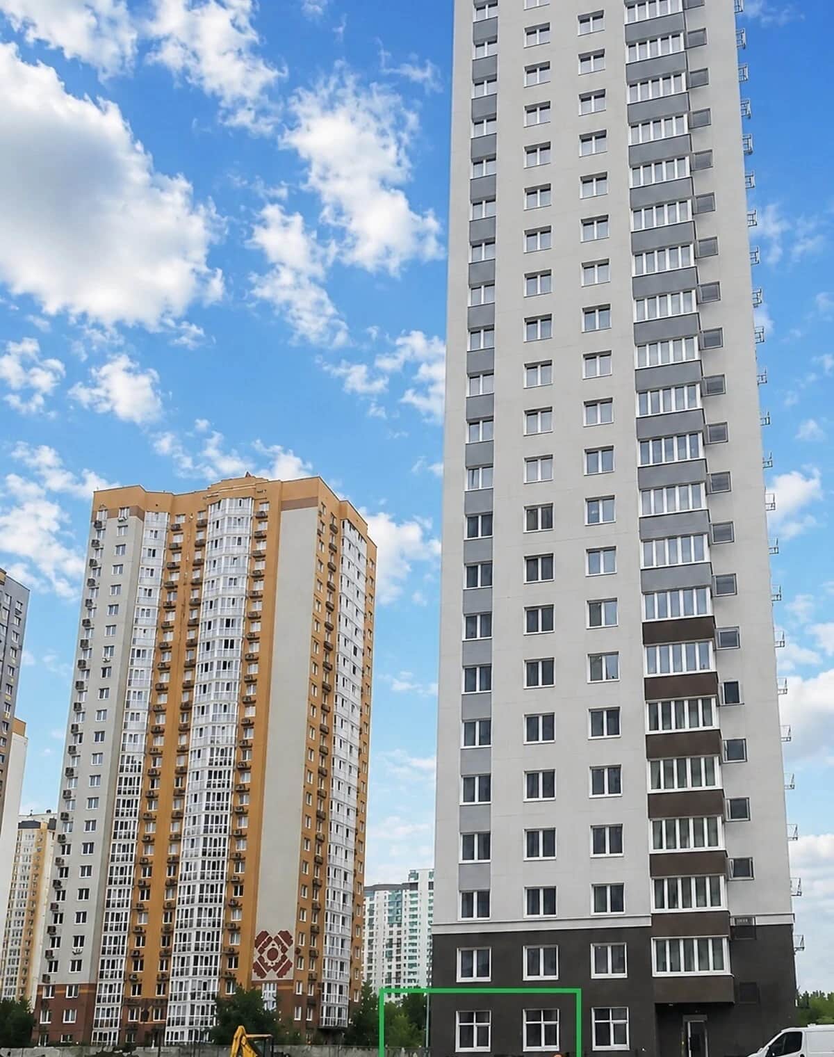 Комерційне приміщення, Дарницький: фасадне, метро Осокорки - фото 1