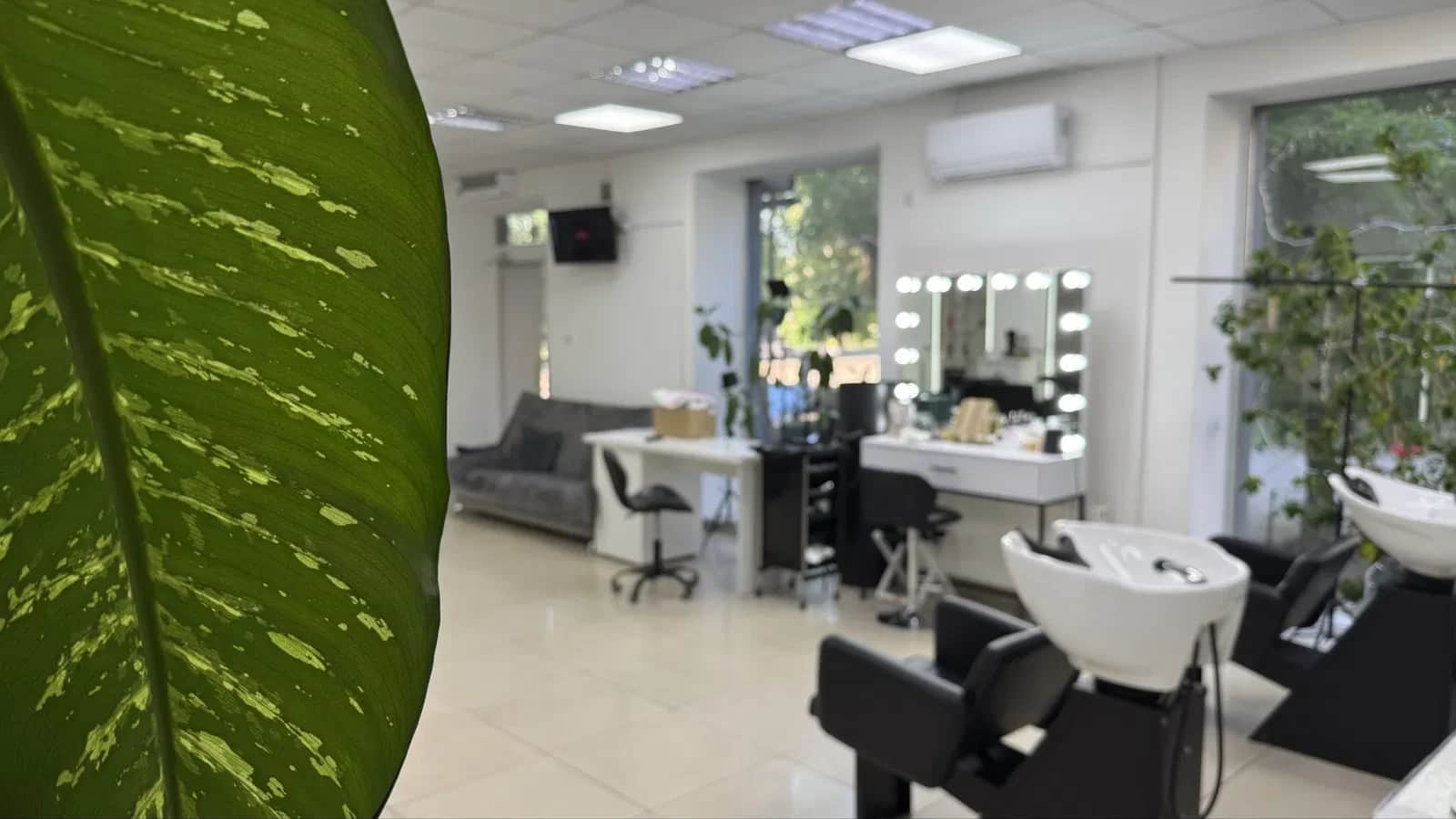 Робоче місце у соц місті: генератор, паркування - фото 1
