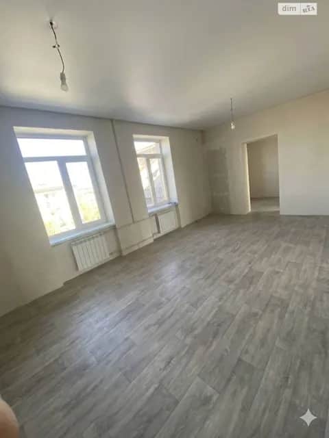 3-кімнатна квартира, Робоча: єВідновлення, паркомісце, укриття - фото 1