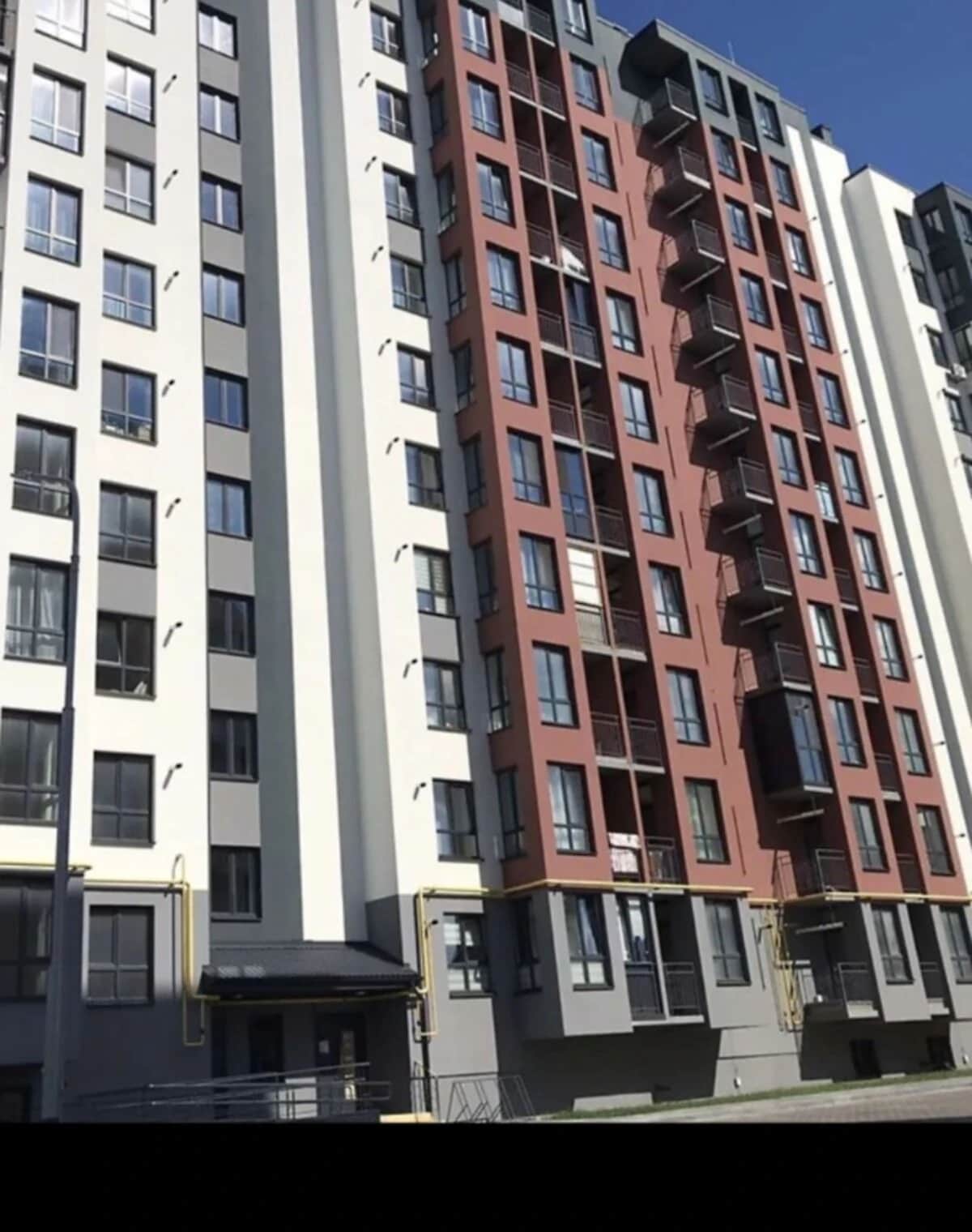 2-кімнатна квартира, Олієжир комбінат: кухня-студія, євроремонт - фото 1