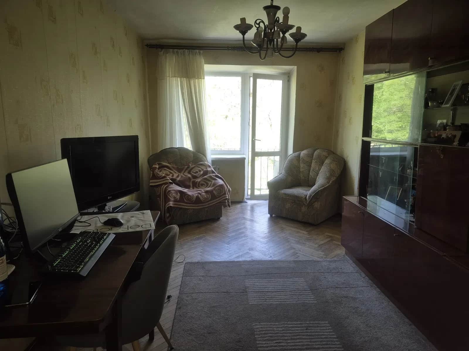3-кімнатна квартира, Галицький: не кутова, вікна у двір, газова колонка - фото 1