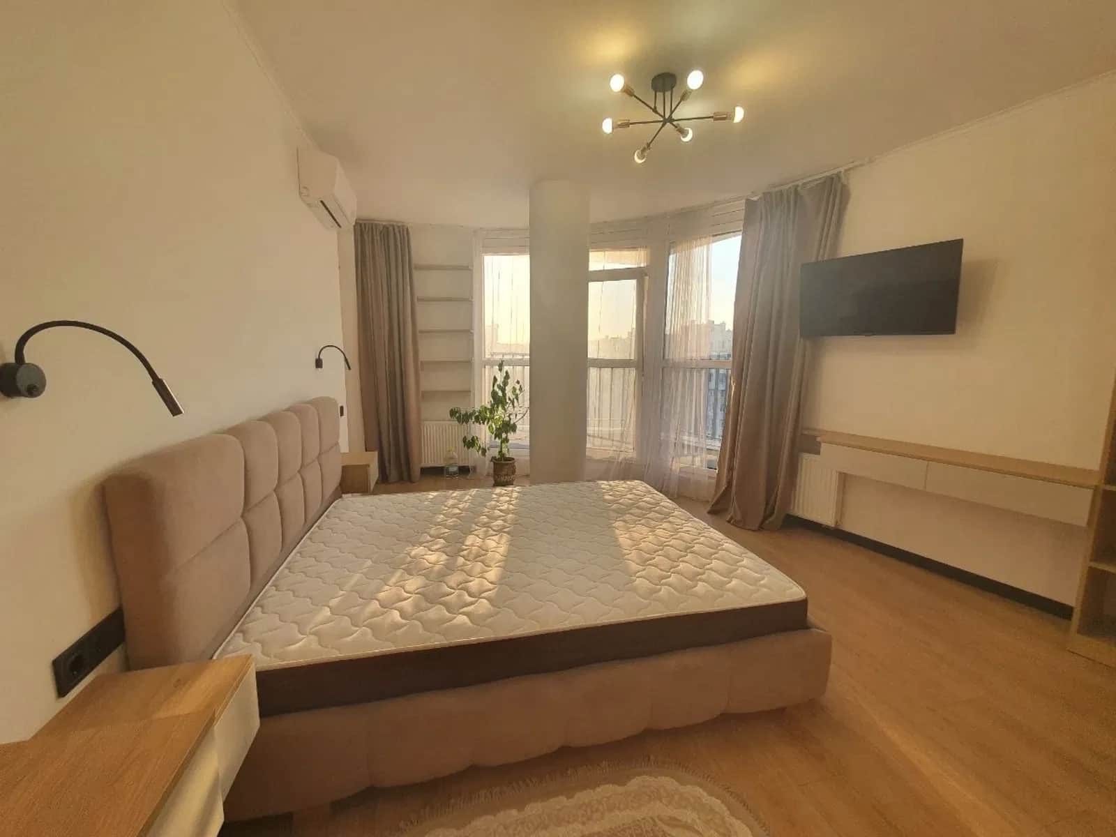 2-кімнатна квартира, Шевченківський: кухня-студія, тераса - фото 1