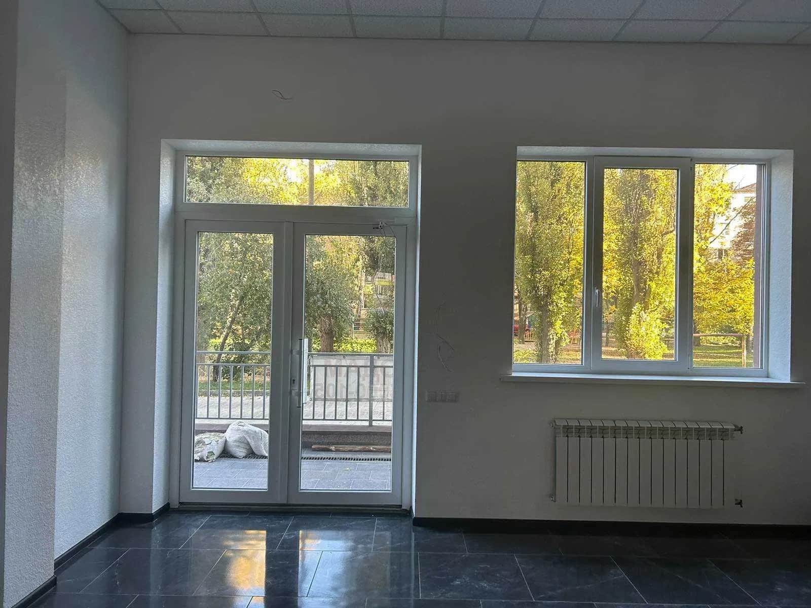 Приміщення у ЖК Європейський квартал: фасадне, з ремонтом - фото 1
