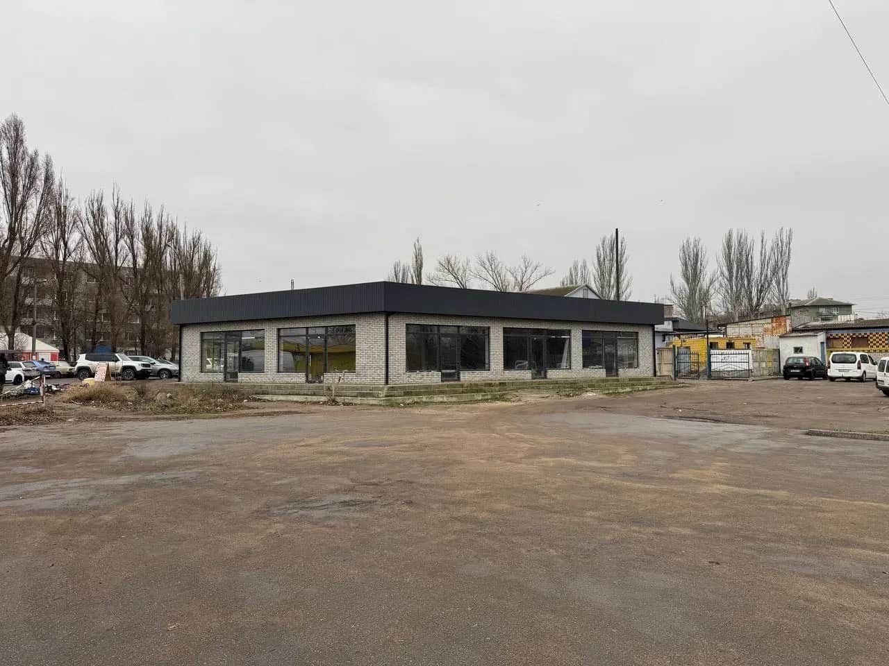 Приміщення, Нікополь: адміністративна будівля, автовокзал поруч - фото 1