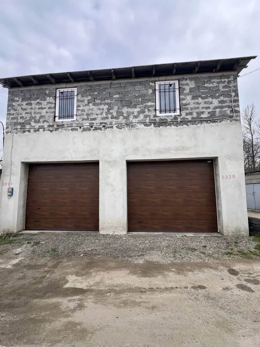 Гараж, Івано-Франківськ: 2 автомобілі, оглядова яма - фото 1