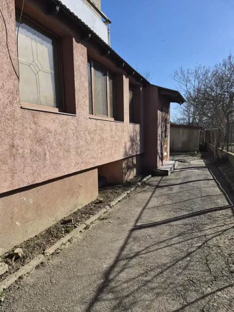 2-кімнатна квартира, Виноградів: євроремонт, гараж, сертифікат - фото 2