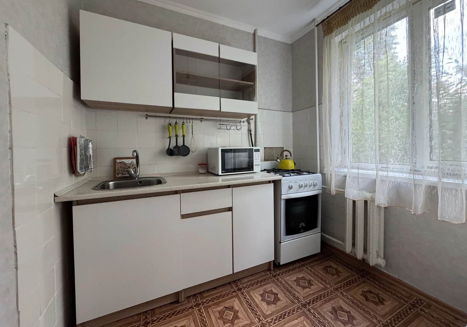 3-кімнатна квартира, Відрадний: косметичний ремонт, метро Берестейська - фото 1