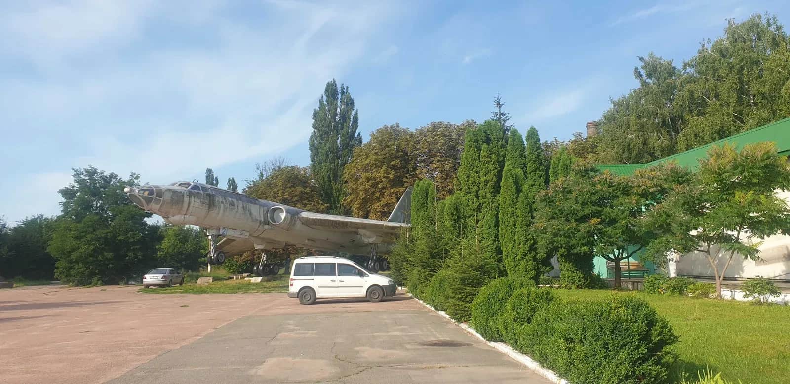 Більярдний клуб «Авіатор», Прилуки: готовий бізнес, два окремі входи - фото 2