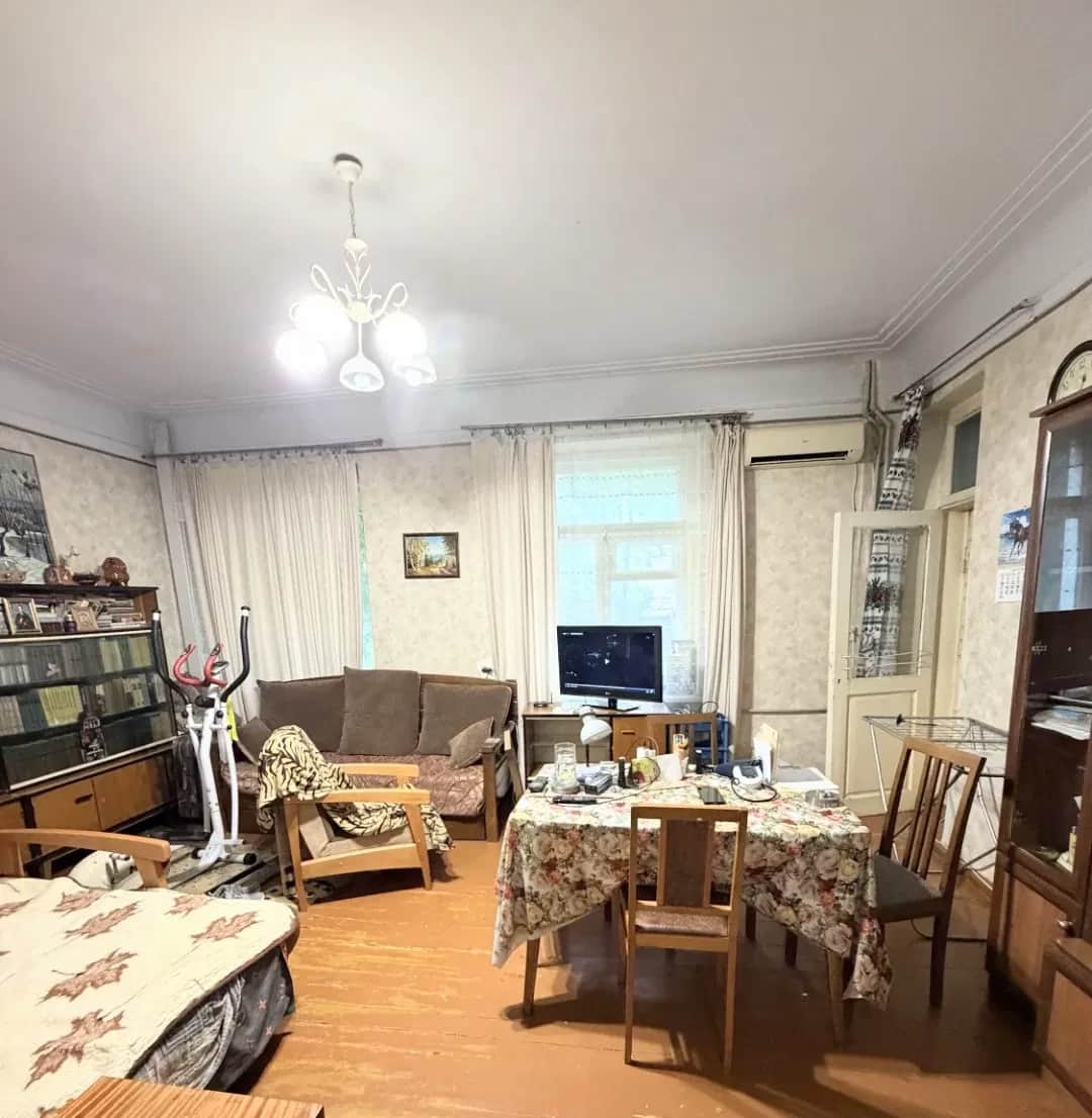 2-кімнатна квартира, Кам’янське: сталінка, житловий стан - фото 2