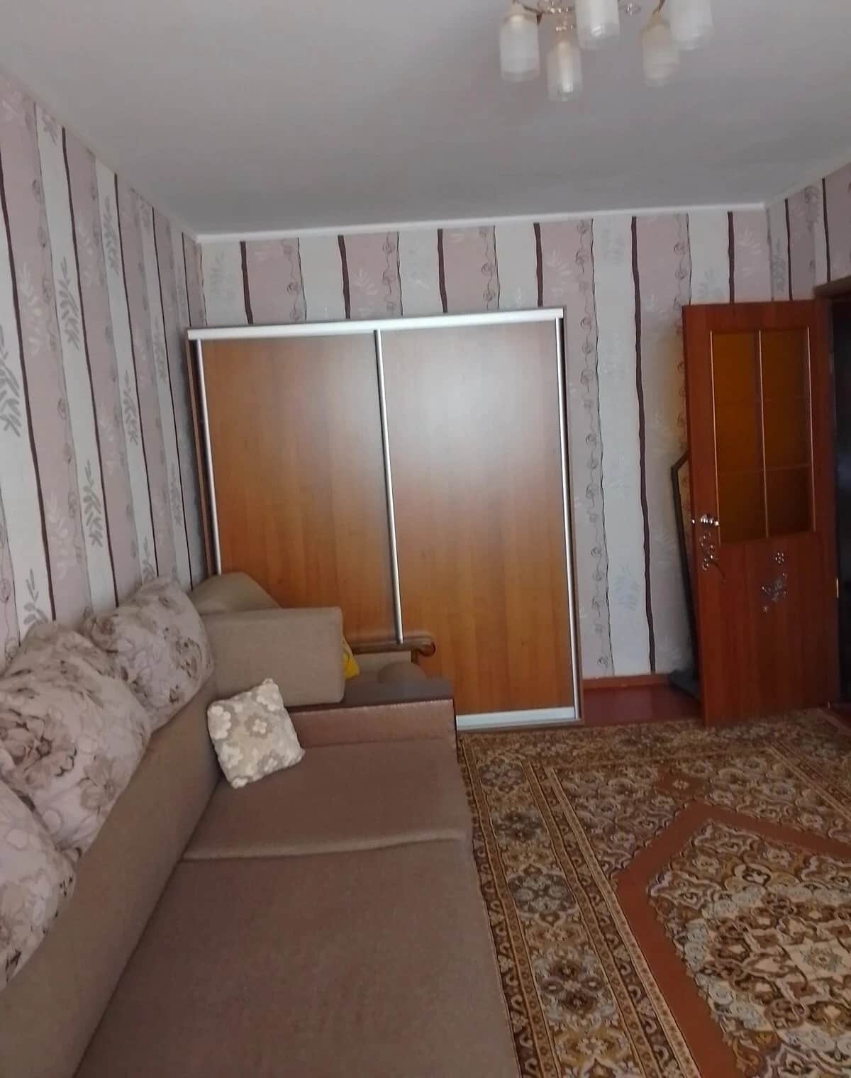 1-кімнатна квартира, Половки: вода й опалення без світла, балкон - фото 2