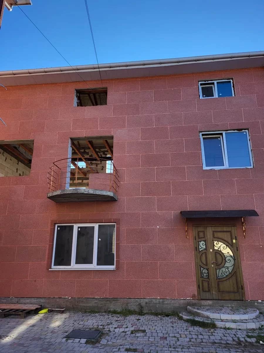 Таунхаус, Ілічанка: подвір’я 70 м², закрита територія, під ваш дизайн - фото 1