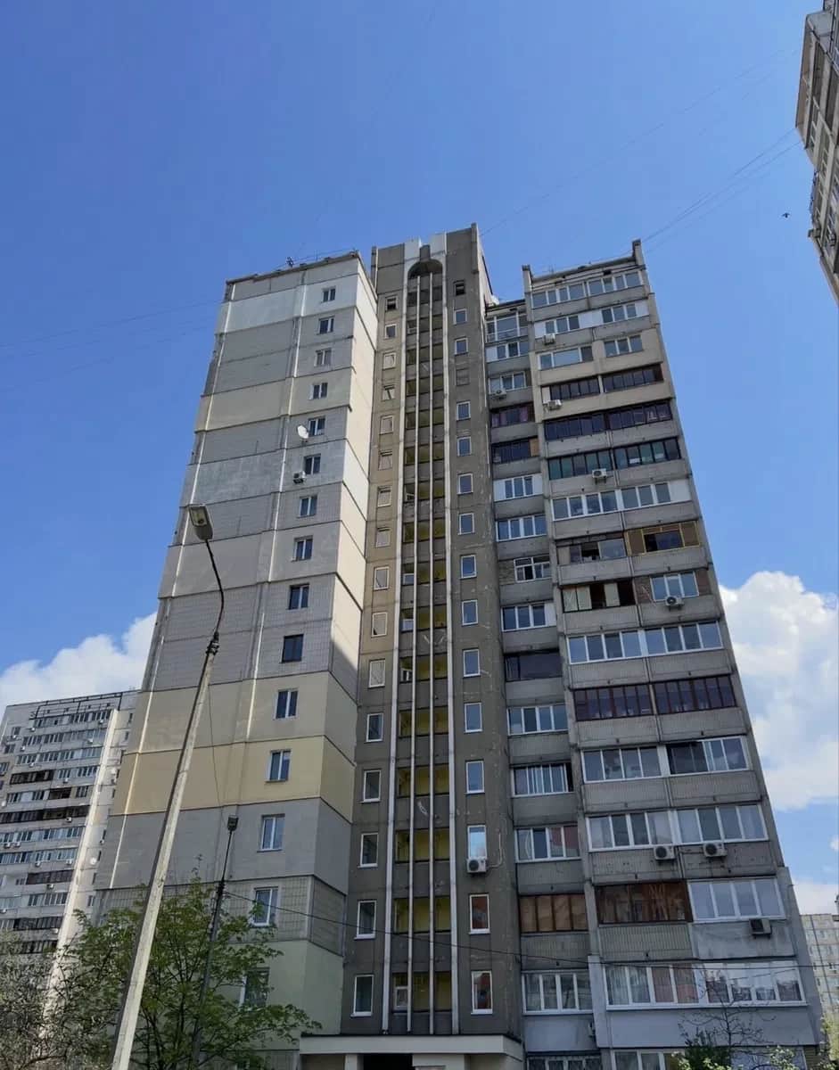 1-кімнатна квартира, Дарницький: капітальний ремонт, метро Позняки 5 хв - фото 2