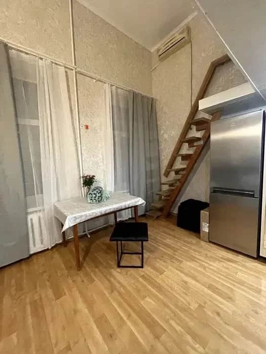 2-кімнатна квартира, Суми: дворівнева, кухня-студія, 2 ліжка - фото 1